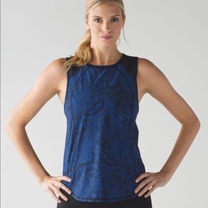 Lululemon Sculpt tank
